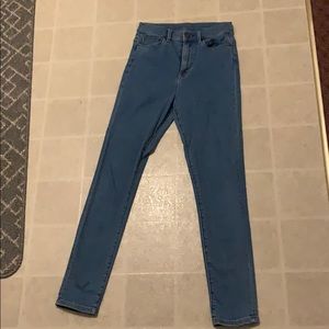 Blue high waisted skinny jeans